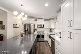 2233 E Behrend Dr, Phoenix, AZ 85024 - Photo 25