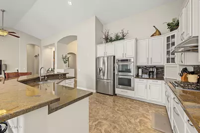 439 W Knight Lane, Tempe, AZ 85284 - Photo 9