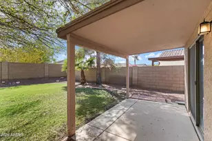 15011 W Hearn Rd, Surprise, AZ 85379 - Photo 35