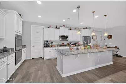 22303 N 100th Lane, Peoria, AZ 85383 - Photo 19
