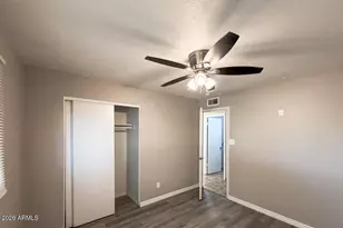 6301 W Earll Dr, Phoenix, AZ 85033 - Photo 9