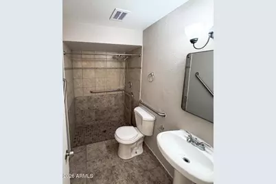 6301 W Earll Drive, Phoenix, AZ 85033 - Photo 7
