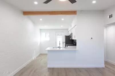 1605 E Montebello Avenue #5, Phoenix, AZ 85016 - Photo 1