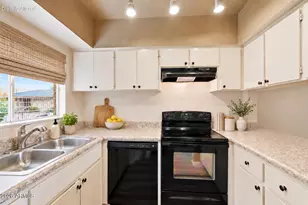 904 S Melody Ln, Tempe, AZ 85281 - Photo 5