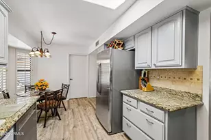 14717 W Buttonwood Dr, Sun City West, AZ 85375 - Photo 23