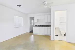 1201 E Griswold Rd, Phoenix, AZ 85020 - Photo 29