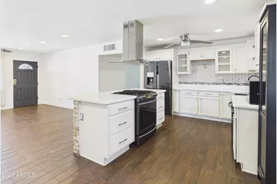 1201 E Griswold Road, Phoenix, AZ 85020 - Photo 9