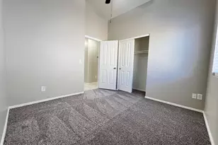 11231 W Golden Ln, Peoria, AZ 85345 - Photo 29