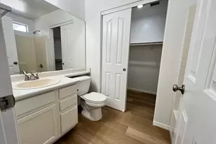 11231 W Golden Ln, Peoria, AZ 85345 - Photo 33