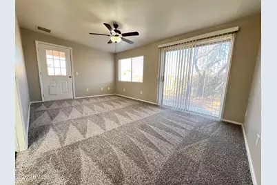 11231 W Golden Lane, Peoria, AZ 85345 - Photo 19