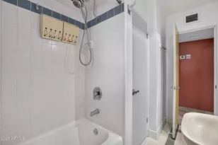 315 W Glenrosa Ave, Phoenix, AZ 85013 - Photo 3