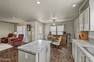 10960 N 67th Ave, Glendale, AZ 85304 - Photo 9
