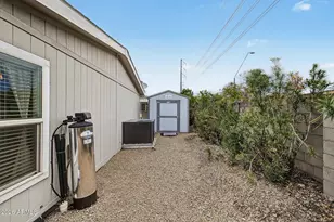 10960 N 67th Ave, Glendale, AZ 85304 - Photo 27