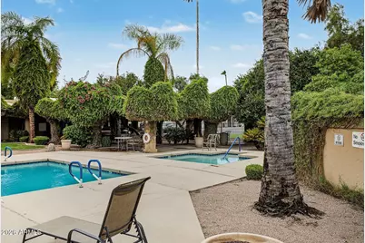 10960 N 67th Avenue #217, Glendale, AZ 85304 - Photo 29