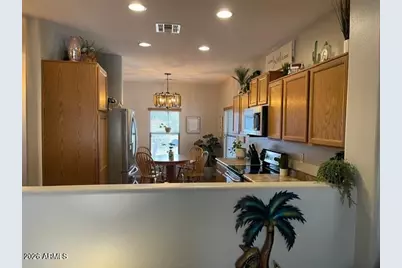 17216 W Desert Lane W, Surprise, AZ 85388 - Photo 11