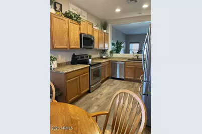 17216 W Desert Lane W, Surprise, AZ 85388 - Photo 9