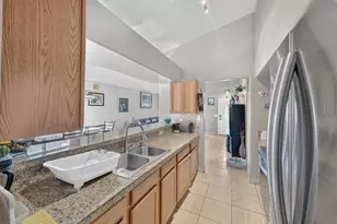 1725 E Pueblo Ave, Phoenix, AZ 85040 - Photo 7