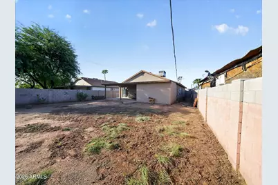 1725 E Pueblo Avenue, Phoenix, AZ 85040 - Photo 13