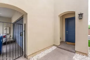 221 E Balsam Dr, Chandler, AZ 85286 - Photo 33