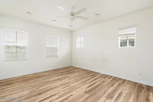 221 E Balsam Dr, Chandler, AZ 85286 - Photo 25