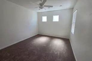 221 E Balsam Dr, Chandler, AZ 85286 - Photo 31
