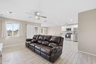 8301 W Coronado Drive, Arizona City, AZ 85123 - Photo 11