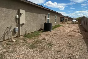 12209 W Carousel Dr, Arizona City, AZ 85123 - Photo 29