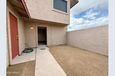 5039 N 39th Lane, Phoenix, AZ 85019 - Photo 23