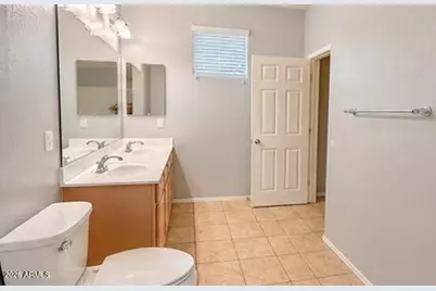 16366 W Moreland Street, Goodyear, AZ 85338 - Photo 9