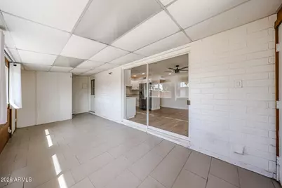3813 W Meadowbrook Avenue, Phoenix, AZ 85019 - Photo 15