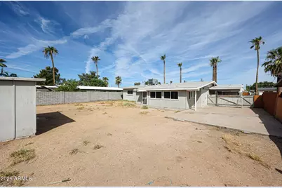 3813 W Meadowbrook Avenue, Phoenix, AZ 85019 - Photo 25