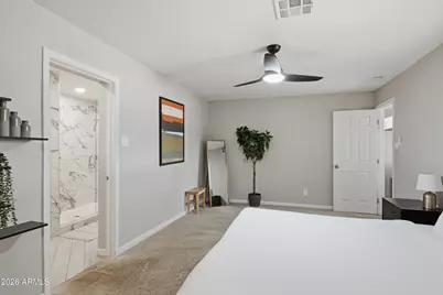 6444 E Sheridan Street, Scottsdale, AZ 85257 - Photo 11