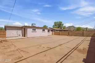 2219 W Cholla St, Phoenix, AZ 85029 - Photo 25