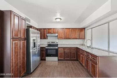 2219 W Cholla Street, Phoenix, AZ 85029 - Photo 11