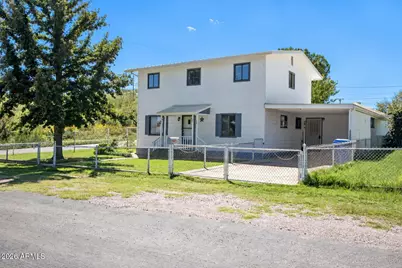 15 E Sacramento Avenue, Bisbee, AZ 85603 - Photo 1