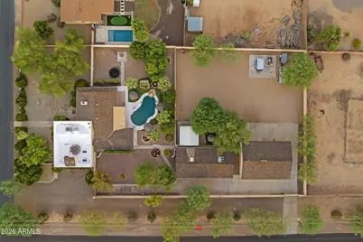 5039 W Misty Willow Lane, Glendale, AZ 85310 - Photo 5
