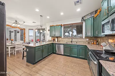 30519 N Gunderson Drive, San Tan Valley, AZ 85143 - Photo 9