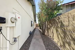 2610 E Sylvia St, Phoenix, AZ 85032 - Photo 45