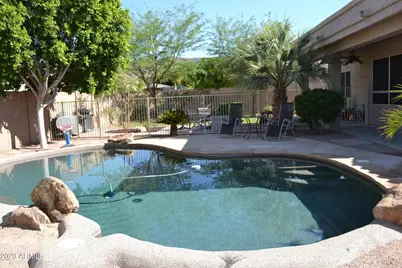 16432 S 16th Avenue, Phoenix, AZ 85045 - Photo 13