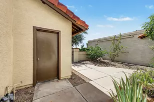 2226 E Fairview Ave, Mesa, AZ 85204 - Photo 33