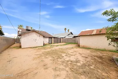 1015 E Moreland Street, Phoenix, AZ 85006 - Photo 11