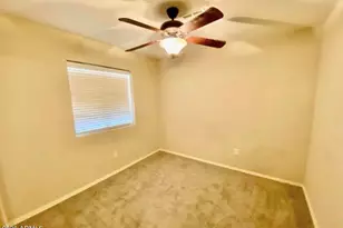4056 E Abraham Ln, Phoenix, AZ 85050 - Photo 15