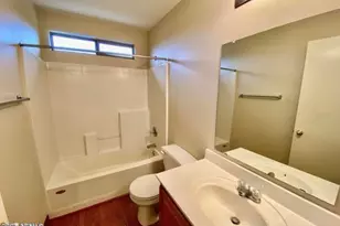 4056 E Abraham Ln, Phoenix, AZ 85050 - Photo 17