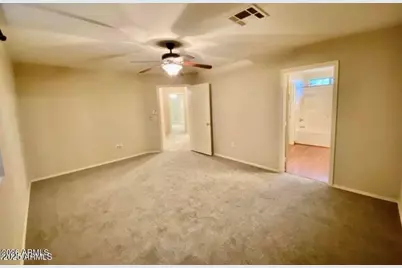 4056 E Abraham Lane, Phoenix, AZ 85050 - Photo 11