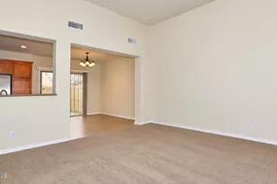 1935 W Busoni Pl, Phoenix, AZ 85023 - Photo 5
