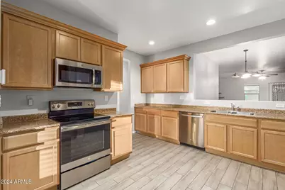 25617 N 107th Glen, Peoria, AZ 85383 - Photo 5