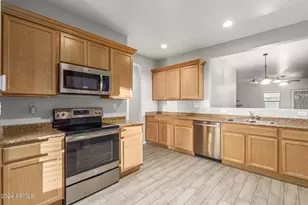 25617 N 107th Glen, Peoria, AZ 85383 - Photo 5