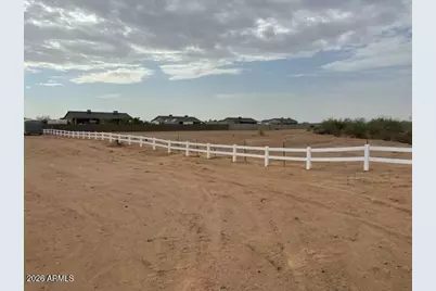 22218 W Dixileta Drive #-, Wittmann, AZ 85361 - Photo 1