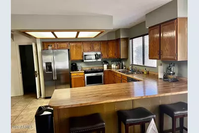 19023 N 92nd Avenue, Peoria, AZ 85382 - Photo 9