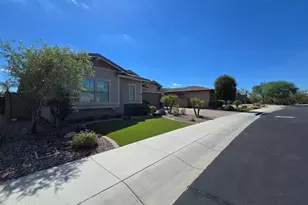 9331 W Plum Rd, Peoria, AZ 85383 - Photo 11